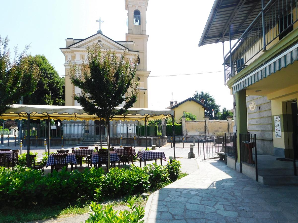 Trattoria Due Citroni Hotel Casalgrasso Luaran gambar